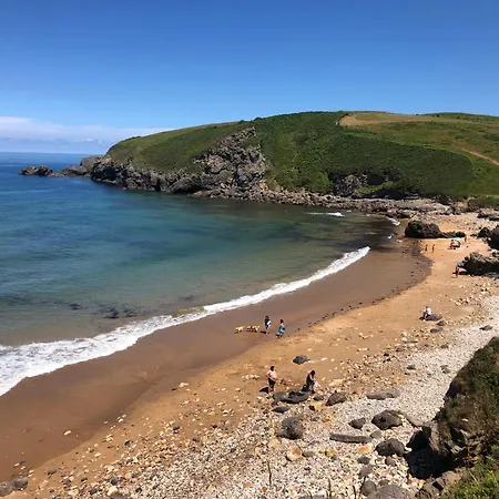 En Casco Historico De 拉斯特雷斯