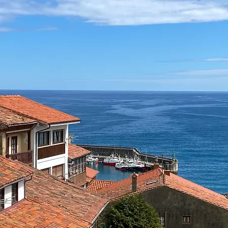 Con Vistas Al Mar Y Al Casco Antiguo De Lastres